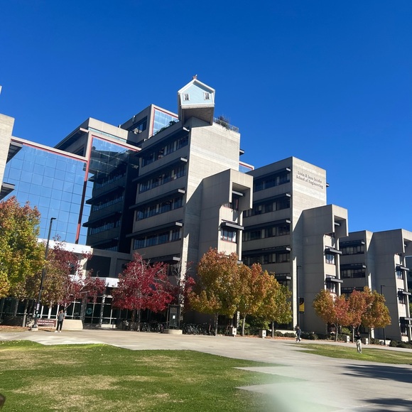 Meet your Posher, Reno - Picture 2 of 2